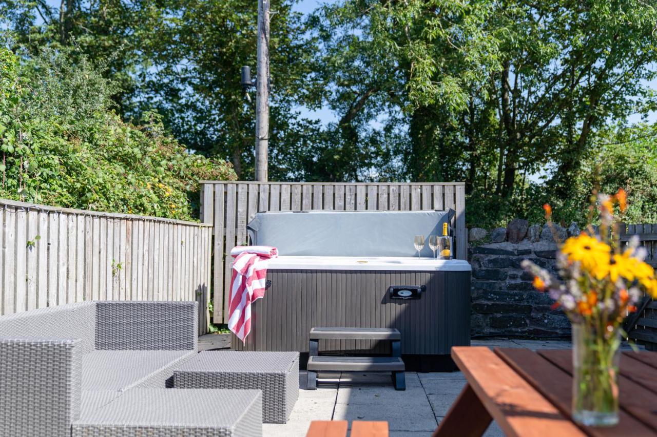 Wrth Y Nant Villa Saint Ishmaels  Exterior photo